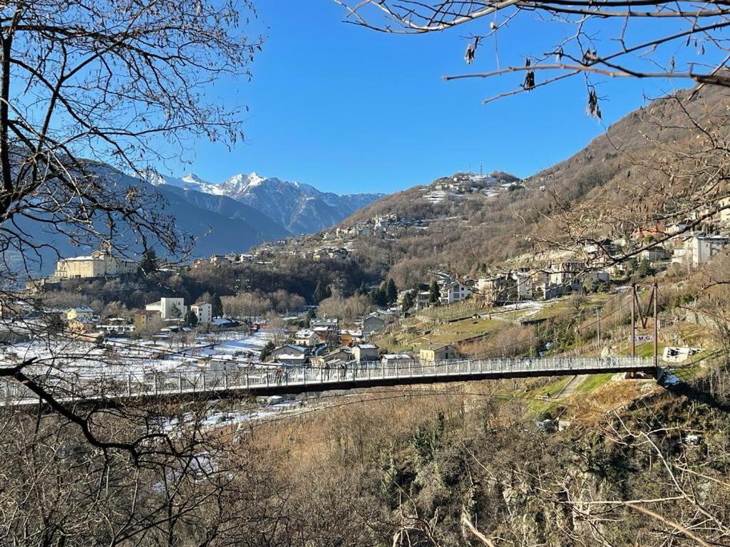 Appartamento La Baita Case Sondrio Fiume - Affitti Brevi Italia Bagian luar foto