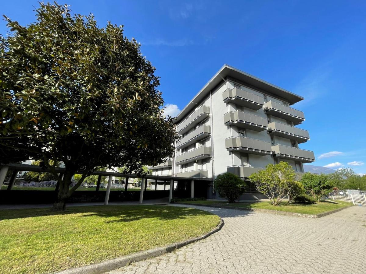 Appartamento La Baita Case Sondrio Fiume - Affitti Brevi Italia Bagian luar foto